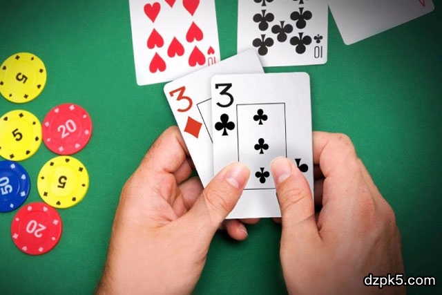 德州扑克翻牌拿着小于牌面的“低对”怎么玩?
